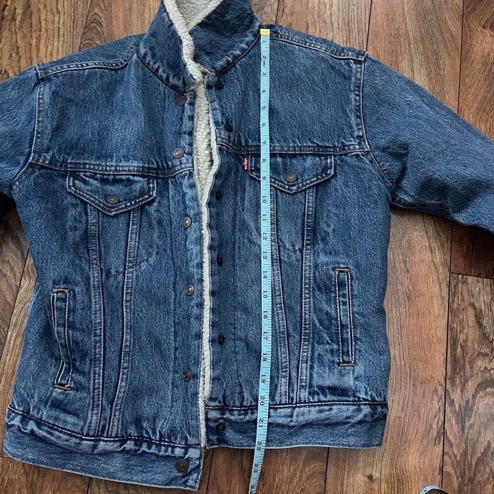 Women's Levi's premium sherpa trucker denim jacket in XS - Picture 6 of 8